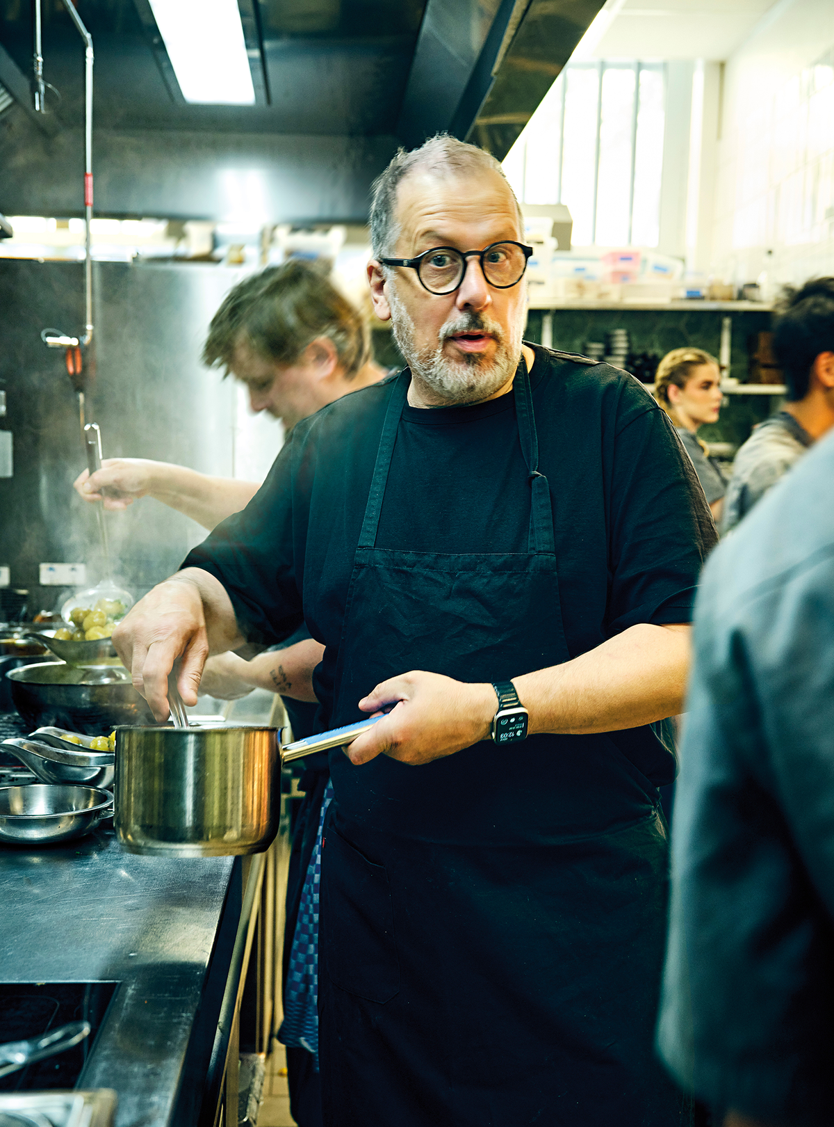 Hantverket : recept & berättelser om livet på restaurang